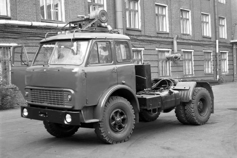 МАЗ-504В